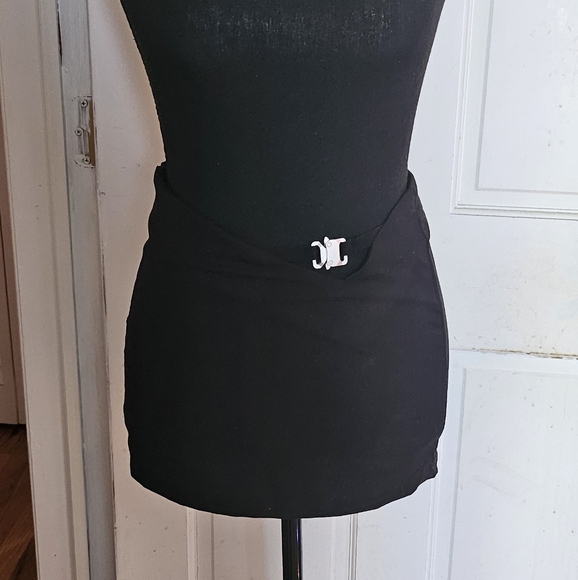 Lychee the Label Cutout Skort - Picture 5 of 8